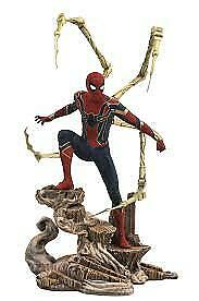 Gallery Diorama: Marvel Avengers: Infinity War – Iron Spider-Man Statue, 23 cm
